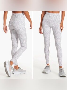 Vuori Studio Pocket Leggings